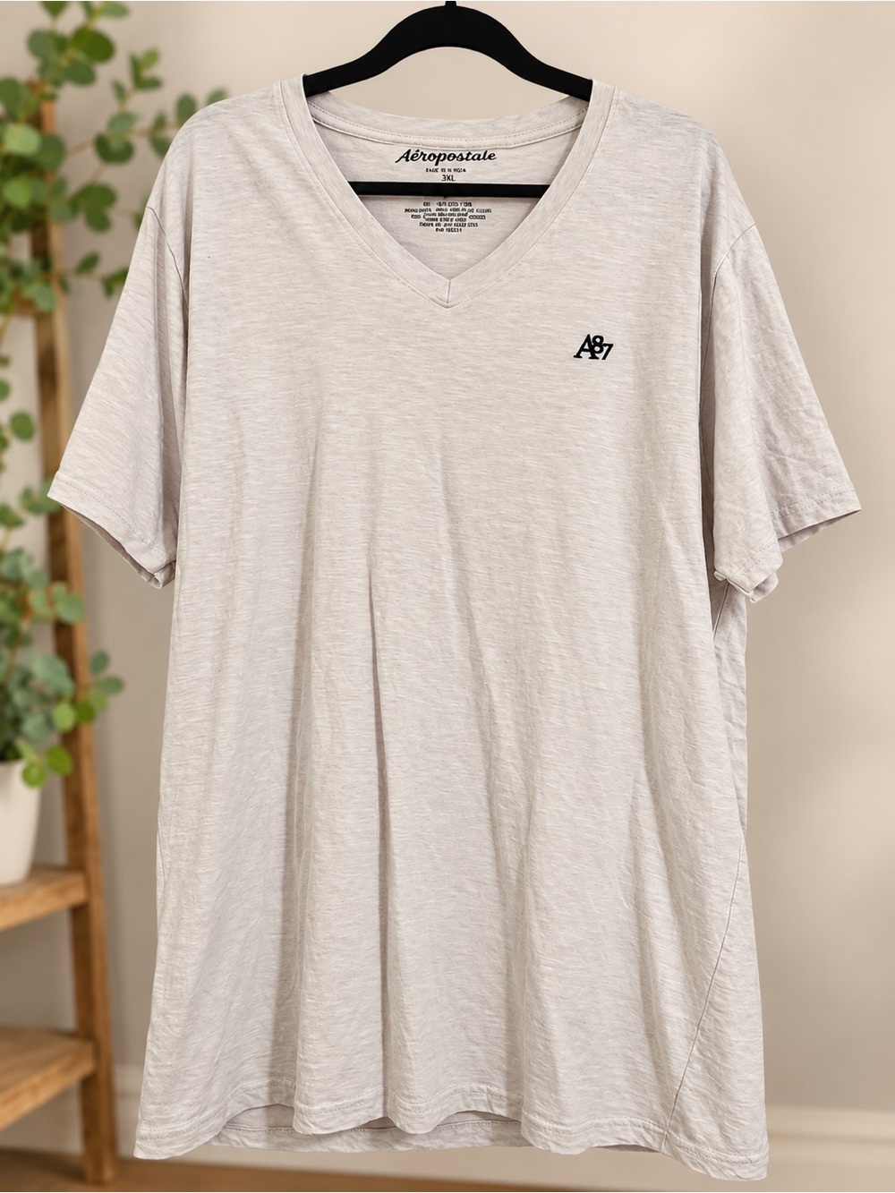 Aéropostale A87 3XL Men’s V-Neck T-Shirt 100% Cotton